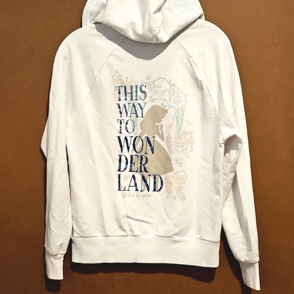 Disney Alice-in-Wonderland zip hoodie Small UK Epcot Pavillion